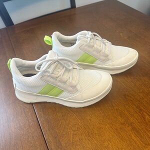 Sorel Women's Out N About III Waterproof Low Sneaker - White and Green - Sample